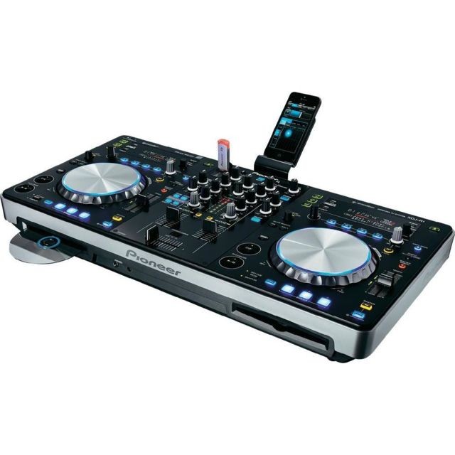 Pioneer Dj - Contrôleur DJ XDJ-R1 Pioneer Dj - Deejing et Home Studio Instruments de musique